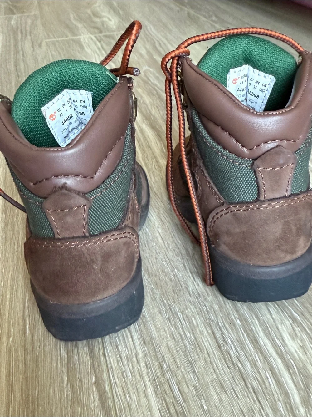 Timberland Toddler Beef & Broccoli Boots size 4.5 hiking outdoors Green Brown